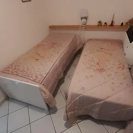Casa Sorelle Baiocchi * אבדיאה סאן סלבטורה